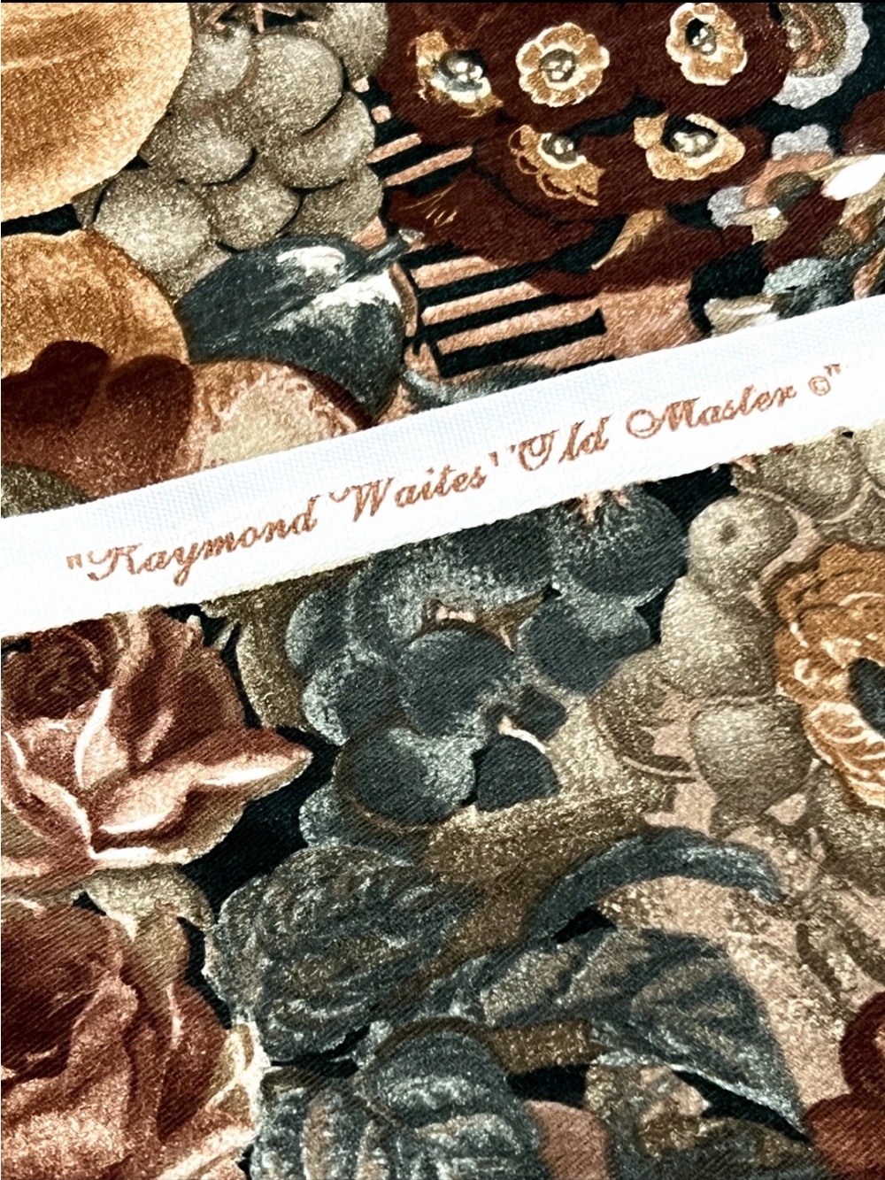 Raymond Waites OLD MASTER Fabric 4.75 Yards Old World Fruit Floral Moody Manor - Picture 6 of 10